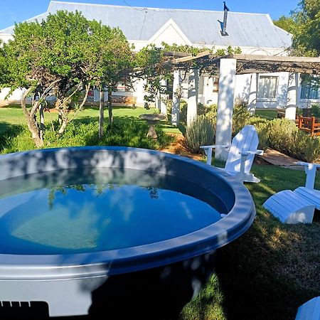Hotel 86 On Jubilee Oudtshoorn Exterior foto